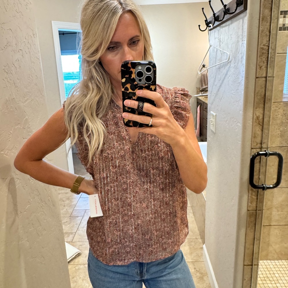 Lucky Brand Women’s Knit Flutter Sleeve Top in Mauve